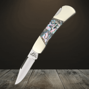 Traditional Pocket Knives