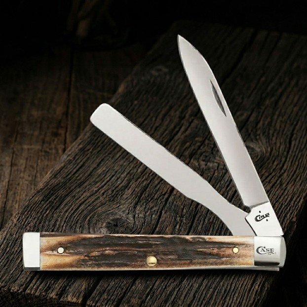 See the history behind creation and usage of the doctors knife pattern