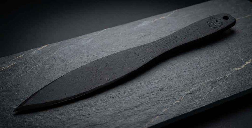 Best Throwing Knives for Beginners and Pros